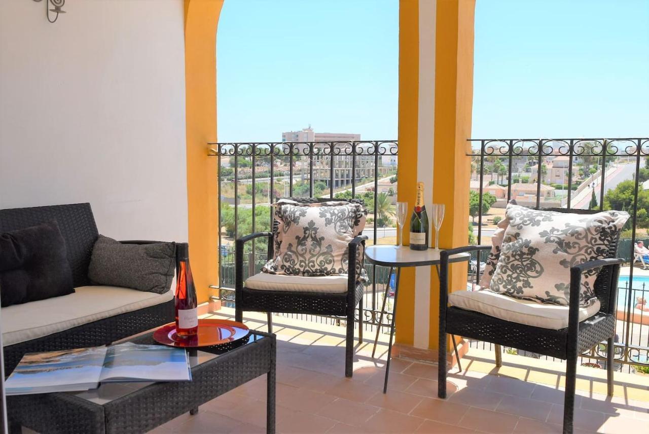 أوريويلا Molino Blanco Apartment 8 - Pool Facing المظهر الخارجي الصورة